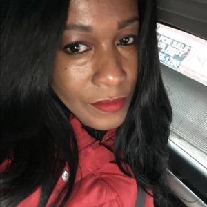 Meet your Posher, Helen